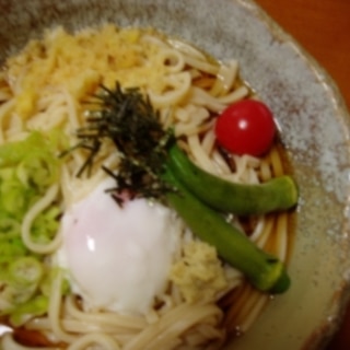 温泉卵のぶっかけうどん